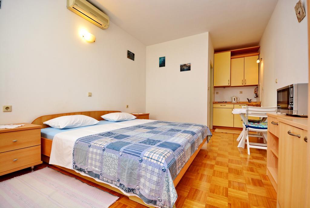 Apartments Andreja Kožino Εξωτερικό φωτογραφία