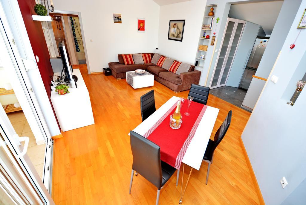 Apartments Andreja Kožino Εξωτερικό φωτογραφία